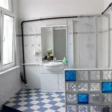 Hotell Hotel-pension Rheingold Am Kurfuerstendamm Berlin