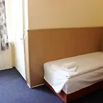 Hotel-pension Rheingold Am Kurfuerstendamm 2* Βερολίνο