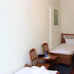 Hotel-pension Rheingold Am Kurfuerstendamm Hotel 2*