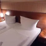 Hotel Hotel-pension Rheingold Am Kurfuerstendamm Berlin