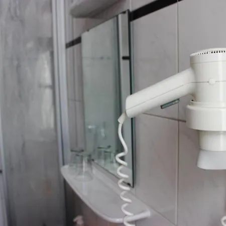 Ξενοδοχείο Hotel-pension Rheingold Am Kurfuerstendamm 2*