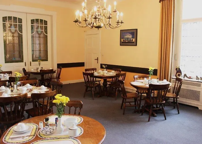 Hotel-pension Rheingold Am Kurfuerstendamm 2*