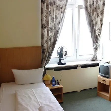 Hotel-pension Rheingold Am Kurfuerstendamm Hotel Berlin