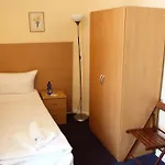 Hotel Hotel-pension Rheingold Am Kurfürstendamm Berlin