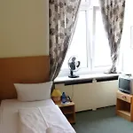 Hotel-pension Rheingold Am Kurfürstendamm Hotel Berlin