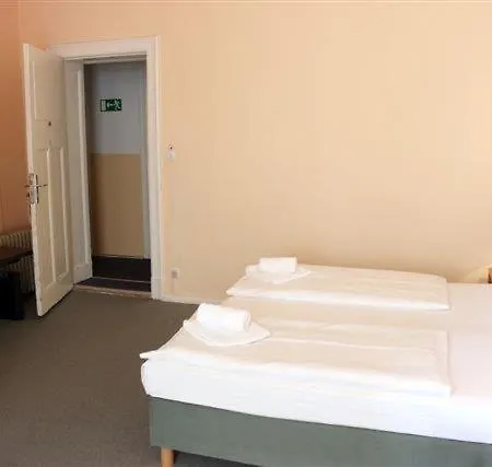 Hotel-pension Rheingold Am Kurfuerstendamm Szálloda